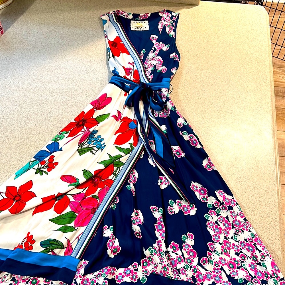 Maeve floral dress from Anthropologie. Size 4